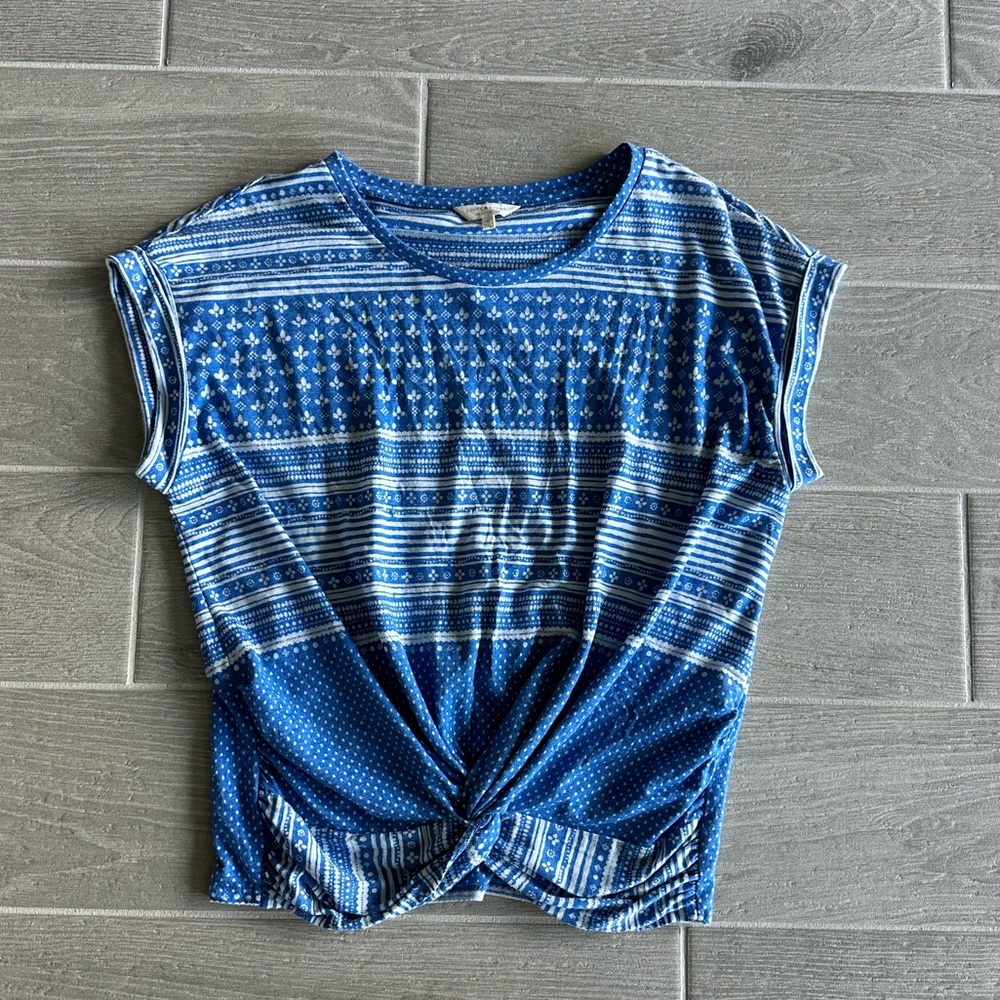 Lucky Brand cropped tee